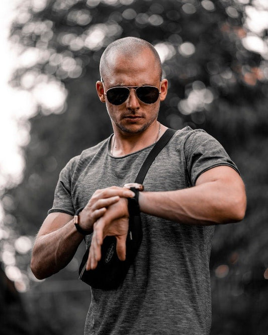 5 Surprising Tips on How to Clean Your Sunglasses Like a Pro - antifogusa